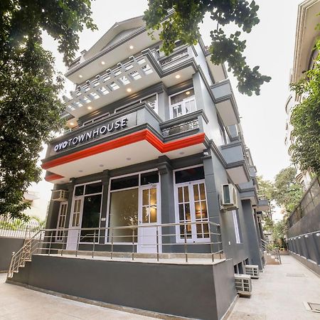 Townhouse 330 Dlf Phase-2 Near Leisure Valley Park Gurgaon Exterior foto